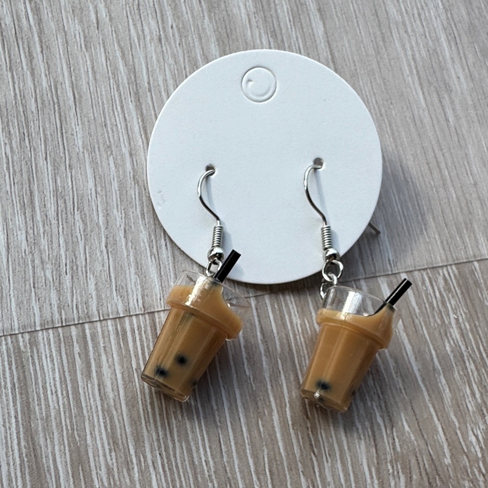 Caffeine Queen Iced Coffee Novelty Earrings NEW š·ļø - Picture 3 of 5